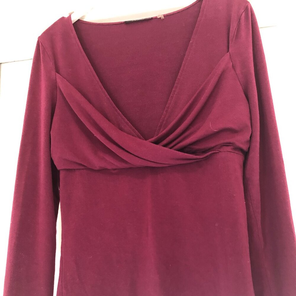 Elie Tahari plum long sleeve draped/wrap V neck top - L